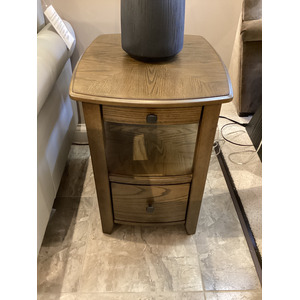Primo Chairside Table