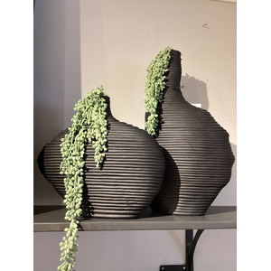 Duostacked Black Vases Set/2