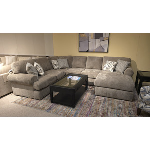 Darcy 4pc Sectional