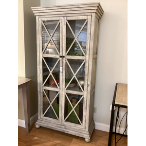 Pembroke Plantation Glass Door Hudson Tall Cabinet