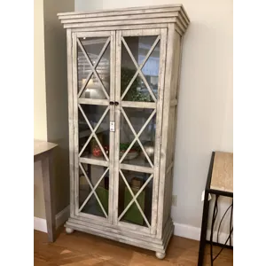 Pembroke Plantation Glass Door Hudson Tall Cabinet