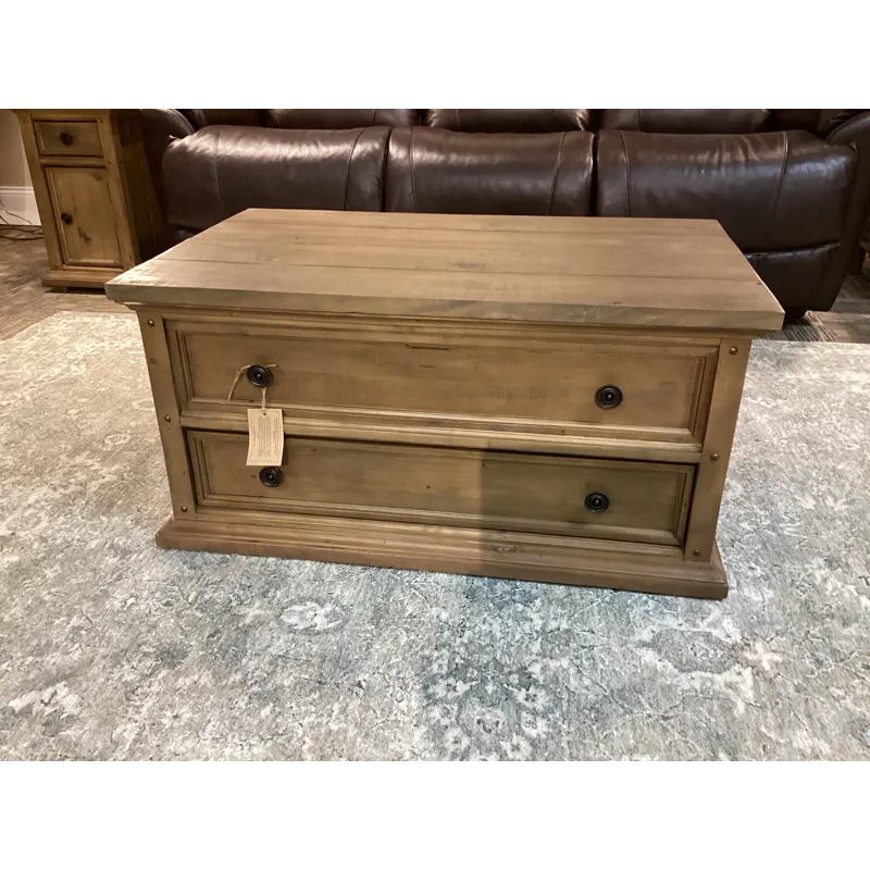 Hayden Valley Lift Top Motion Cocktail