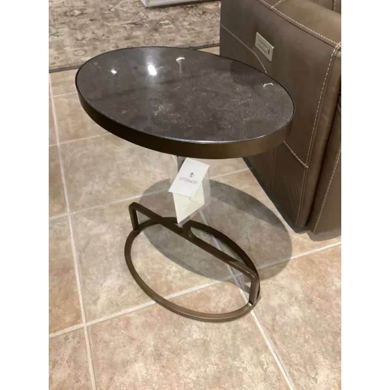 Jessenia Accent Table