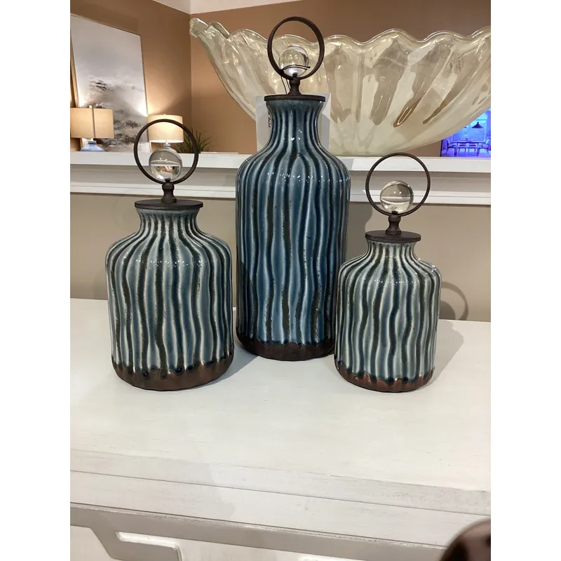 Mathias Bottles S/3