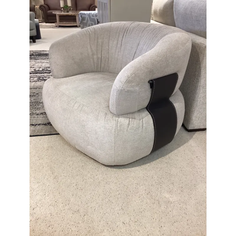 Dana Swivel Chair