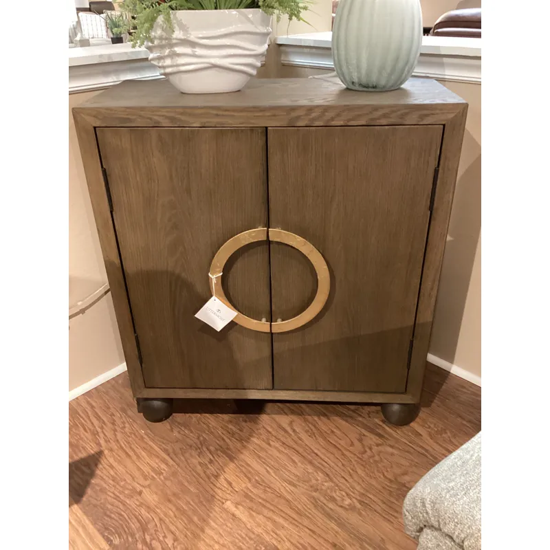 Mayenne 2 Door Oak Wood Cabinet