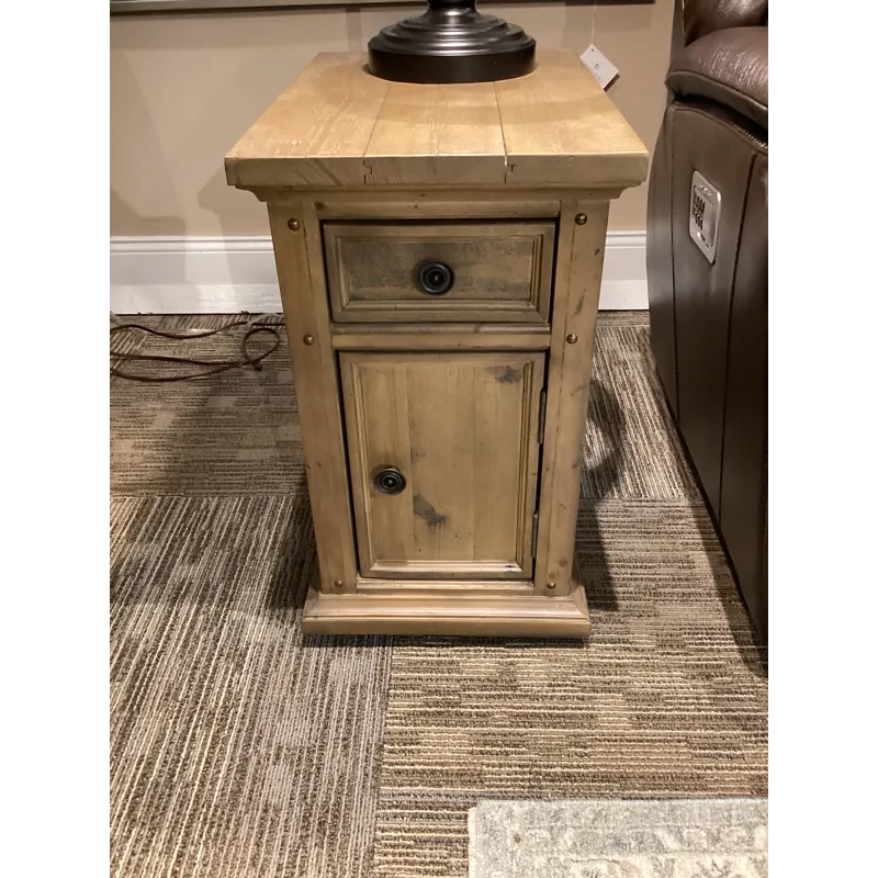 Hayden Valley Chairside Cabinet