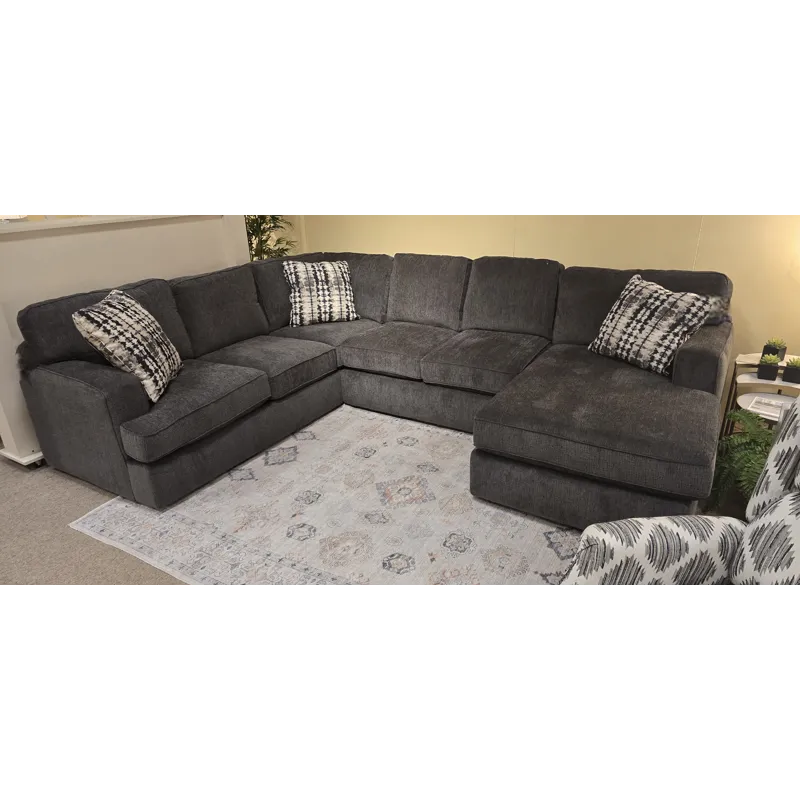 Rouse 3 Piece Sectional 4R0005+43+64 by Lifestyle at Wright's Furniture