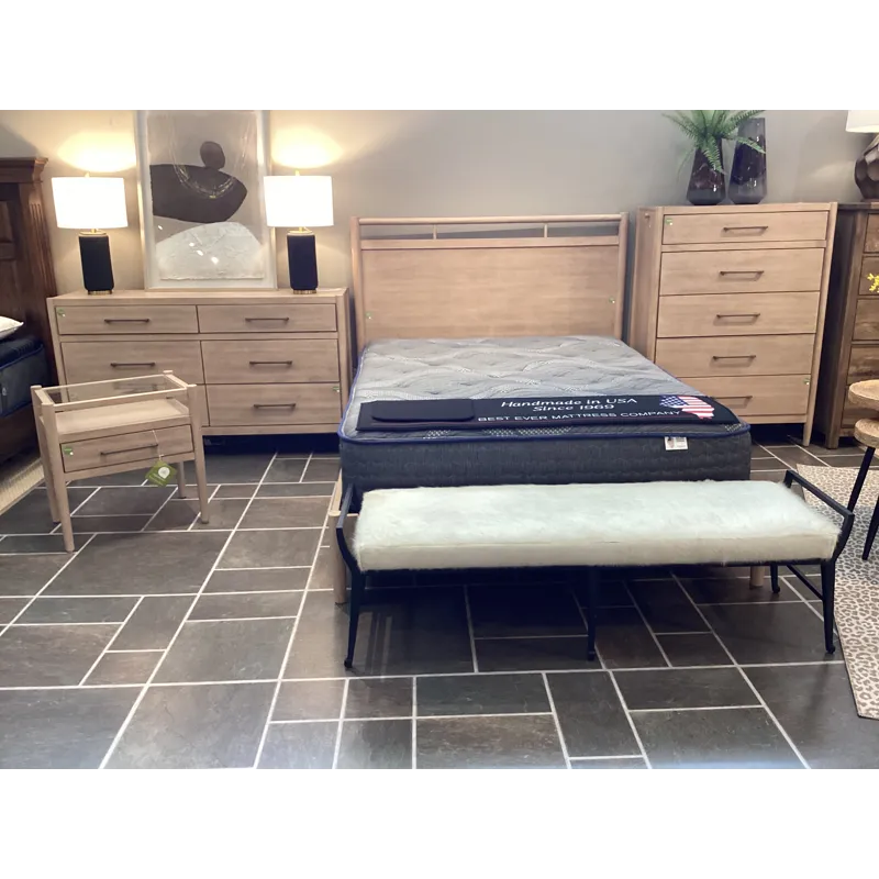 Shiloh 4 PC Queen Panel Bedroom Set