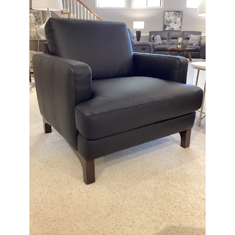 Sara Chair