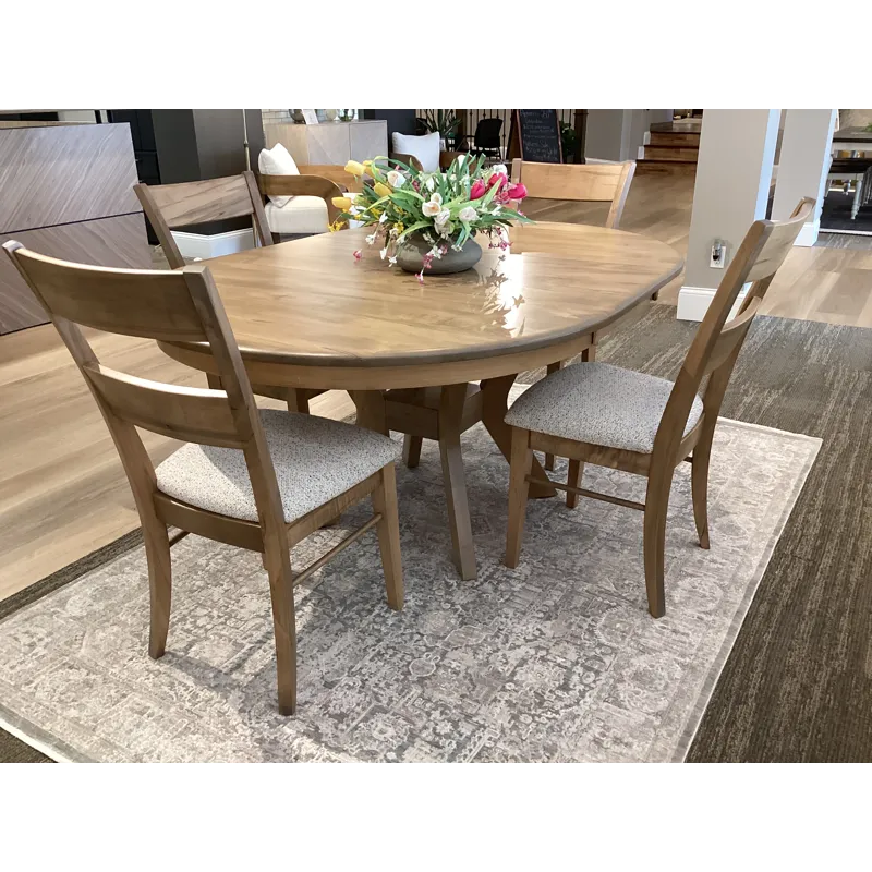 4848 Wormy Maple Dining Table w/ Aspen Chairs