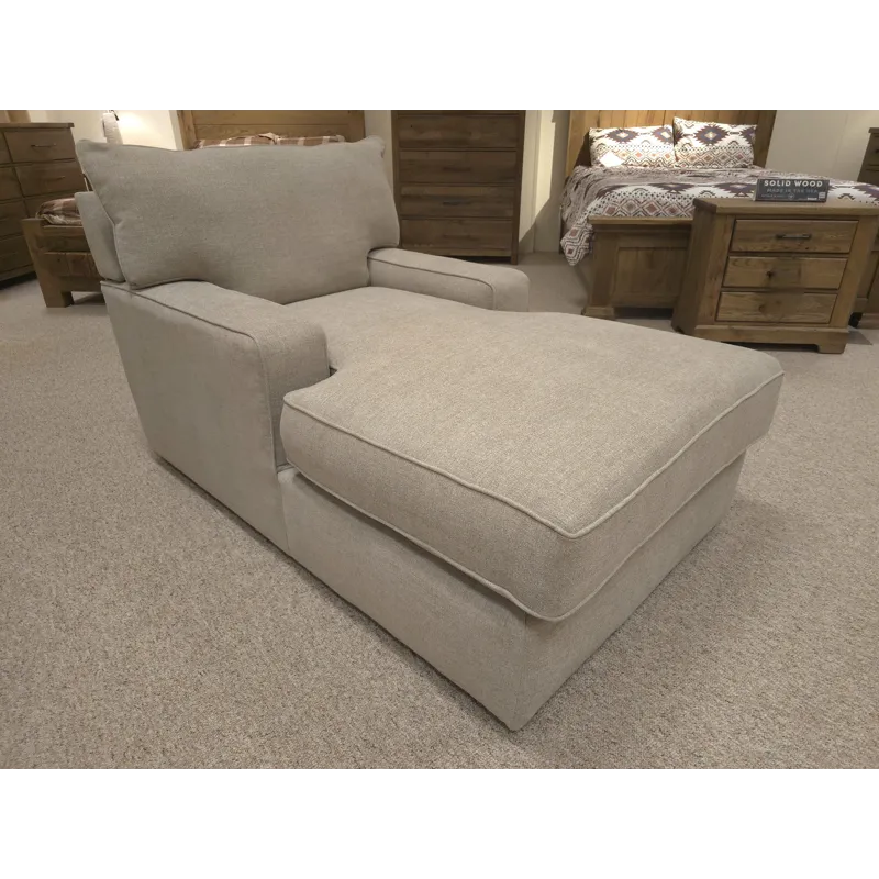 Carlin Lounge Chair