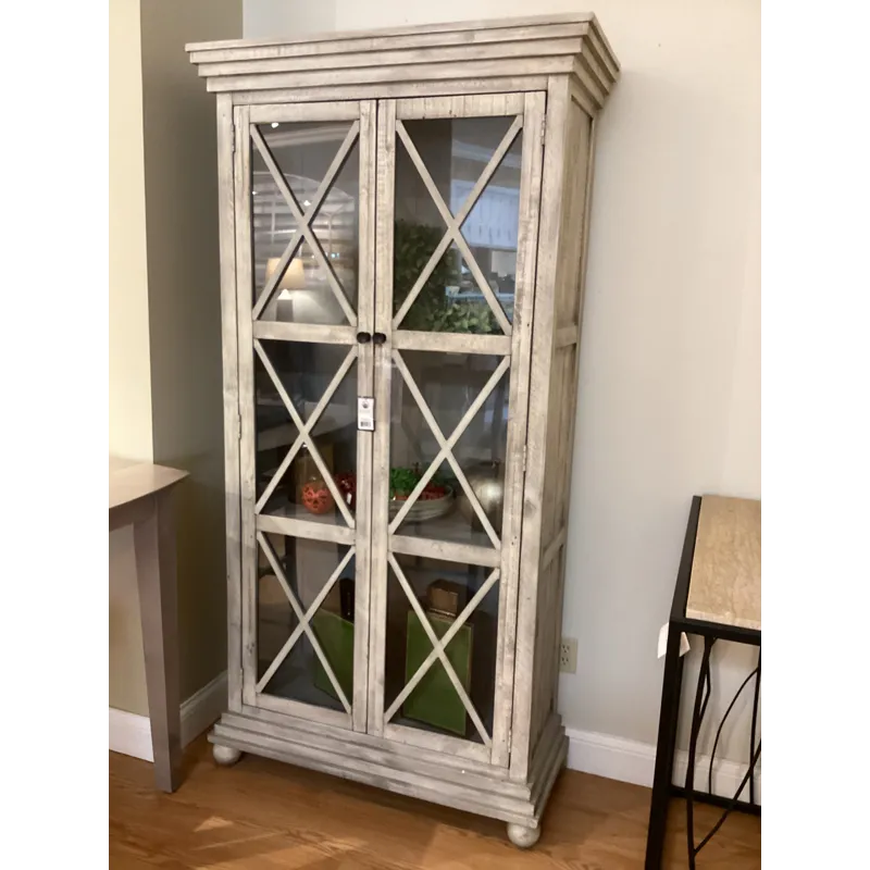 Pembroke Plantation Glass Door Hudson Tall Cabinet