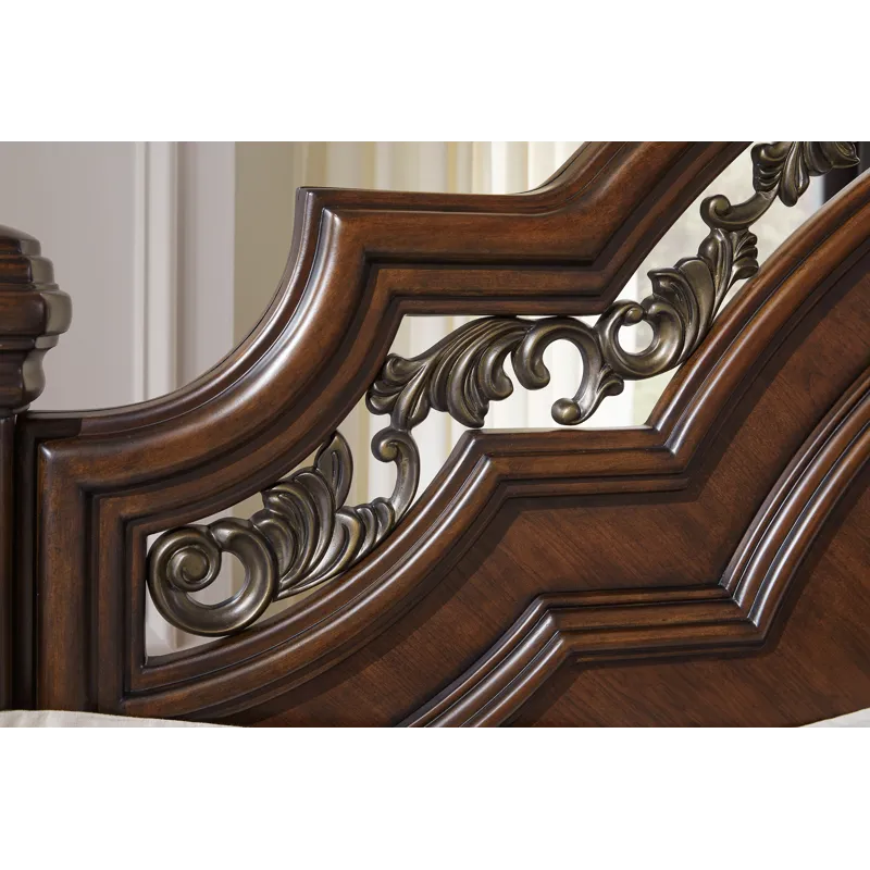 Lavinton Poster Bed