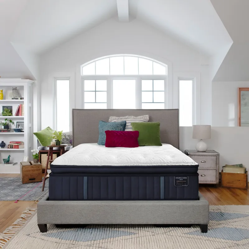 Estate Hurston Luxury Plush Pillow Top