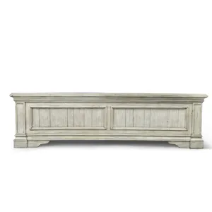 Highland Park Footboard - King