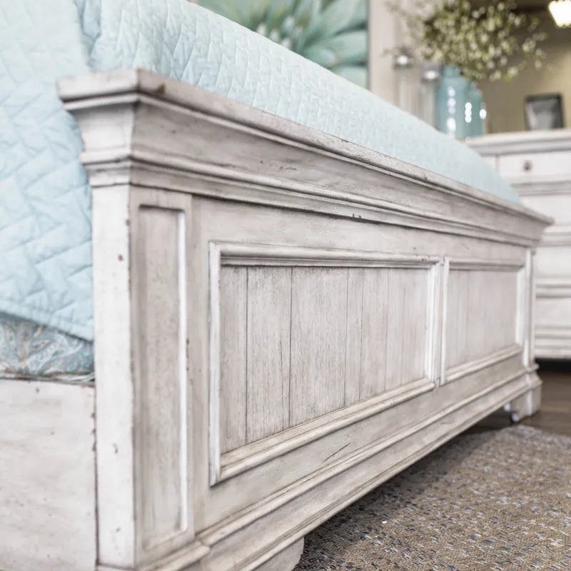 HighlandPark Highland Park White King Bed