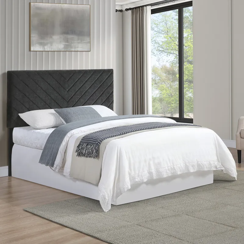 Tara Black Chevron Tufted Queen/Full Hea