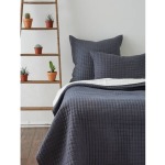 Teaberry Lane - Catalina Quilt - Twin