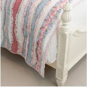 Clementine Court - Lizzie Quilt - Queen