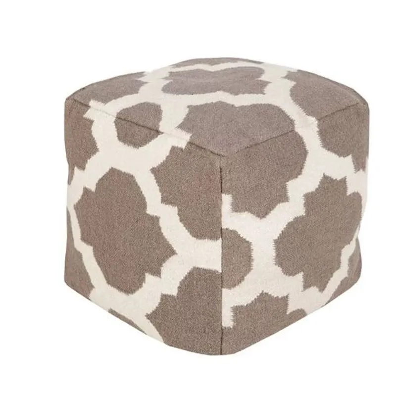 Smiling Hill - Frontier Pouf