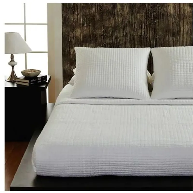 Clementine Court - Catalina Quilt - Queen