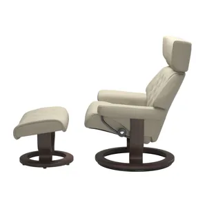 Skyline (S) Classic chair with footstool