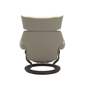 Skyline (S) Classic chair with footstool