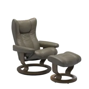 Wing (S) Classic Base Recliner with Ottoman