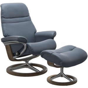 Sunrise (L) Signature Chair w/footstool - Paloma Sparrow Blue w/Smoked Oak