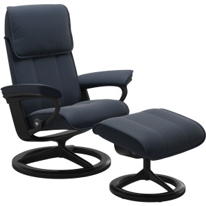 Admiral Medium Signature Chair w/footstool