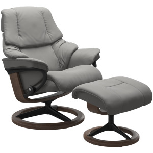 Reno (M) Signature chair with footstool - Paloma Silver Grey w/Walnut