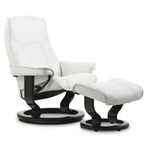 Senator Small Classic Chair