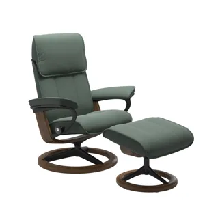  Admiral (L) Signature Chair with Footstool