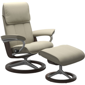  Admiral (L) Signature Chair with Footstool
