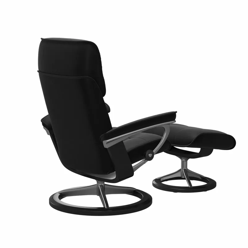 Admiral (L) Signature Chair with Footstool - Paloma Black w/Black