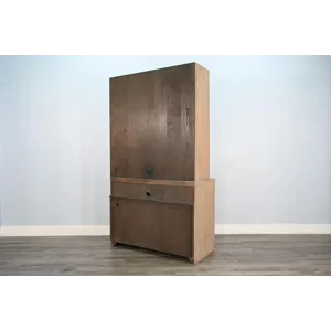 Riley Wide Open Hutch