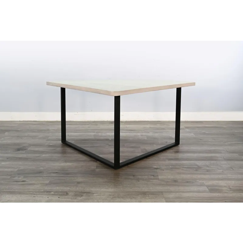 Felicia Table