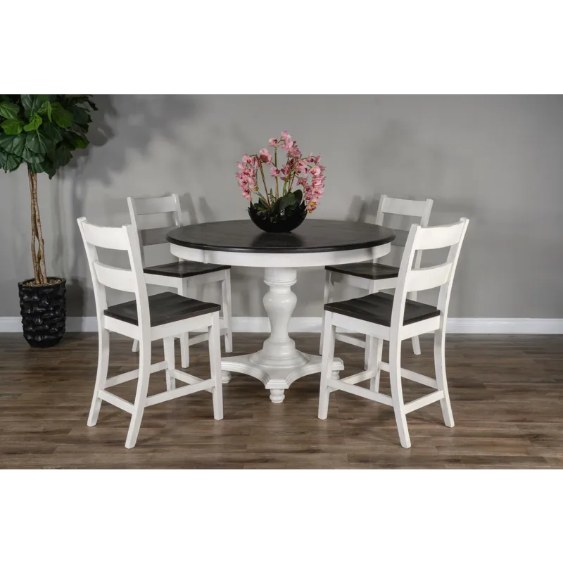 CARRIAGE HOUSE 54"R Carrige House Table