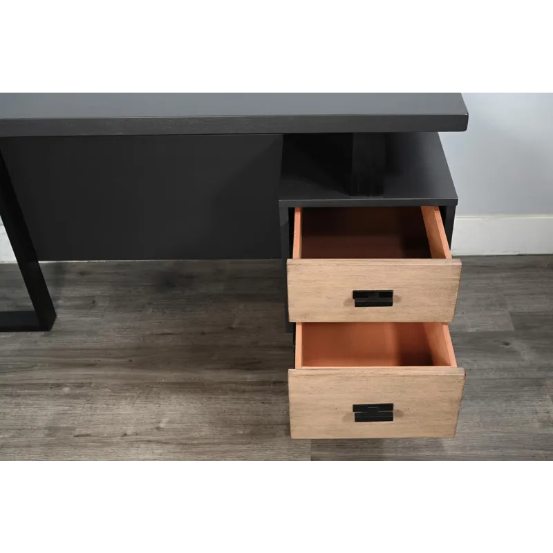 Audi Return Desk