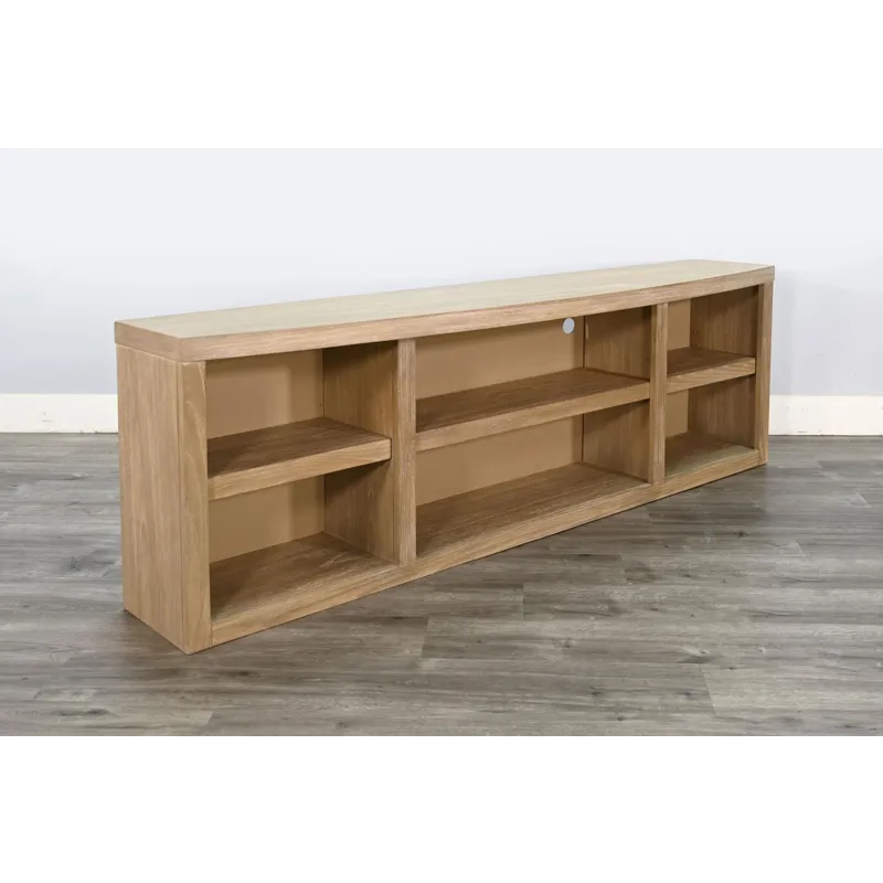 Circ Media/Fireplace