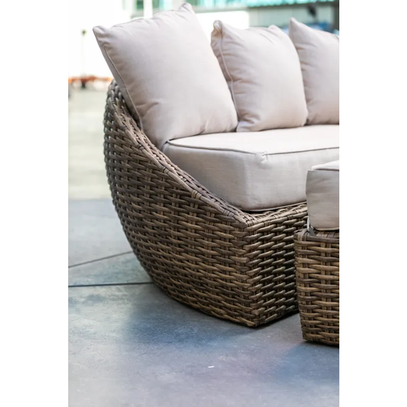 Havana Round Daybed in Canvas Flax w/ Self Welt