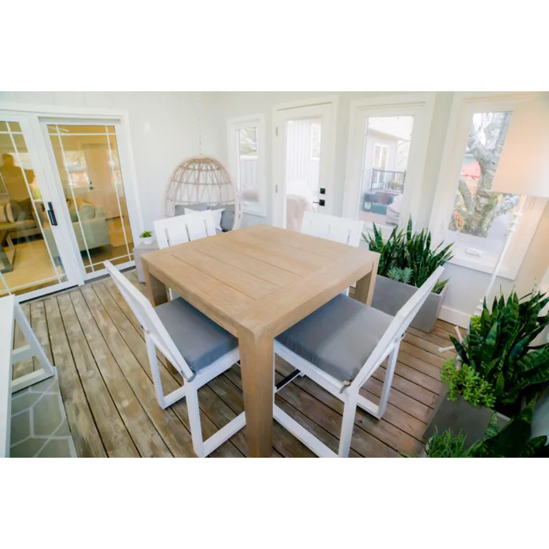 Laguna Pub Table
