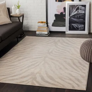 City 7'10" x 10'3" Rug