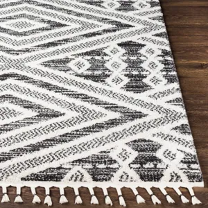 Valencia 6'7" x 9' Rug