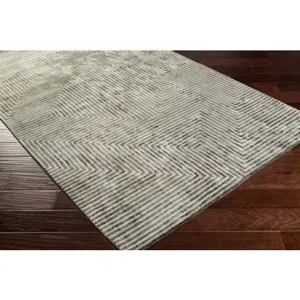 Quartz 3' x 12' Rug
