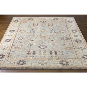 Palais 8'10" x 12' Rug