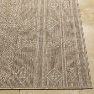 Tuareg 6'7" x 9' Rug