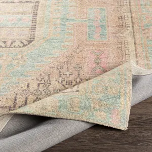 Unique 7'6" x 9'6" Rug