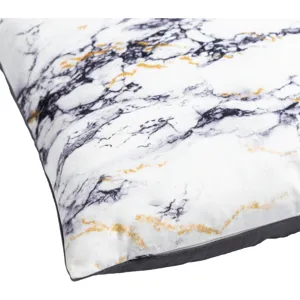 Macall Pillow Cover